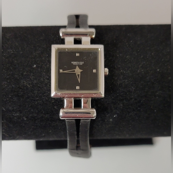 ~AVAILABLE: Kenneth Cole Women's Watch - Picture 1 of 7